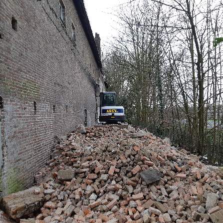 Afbraak bijgebouw achteraan